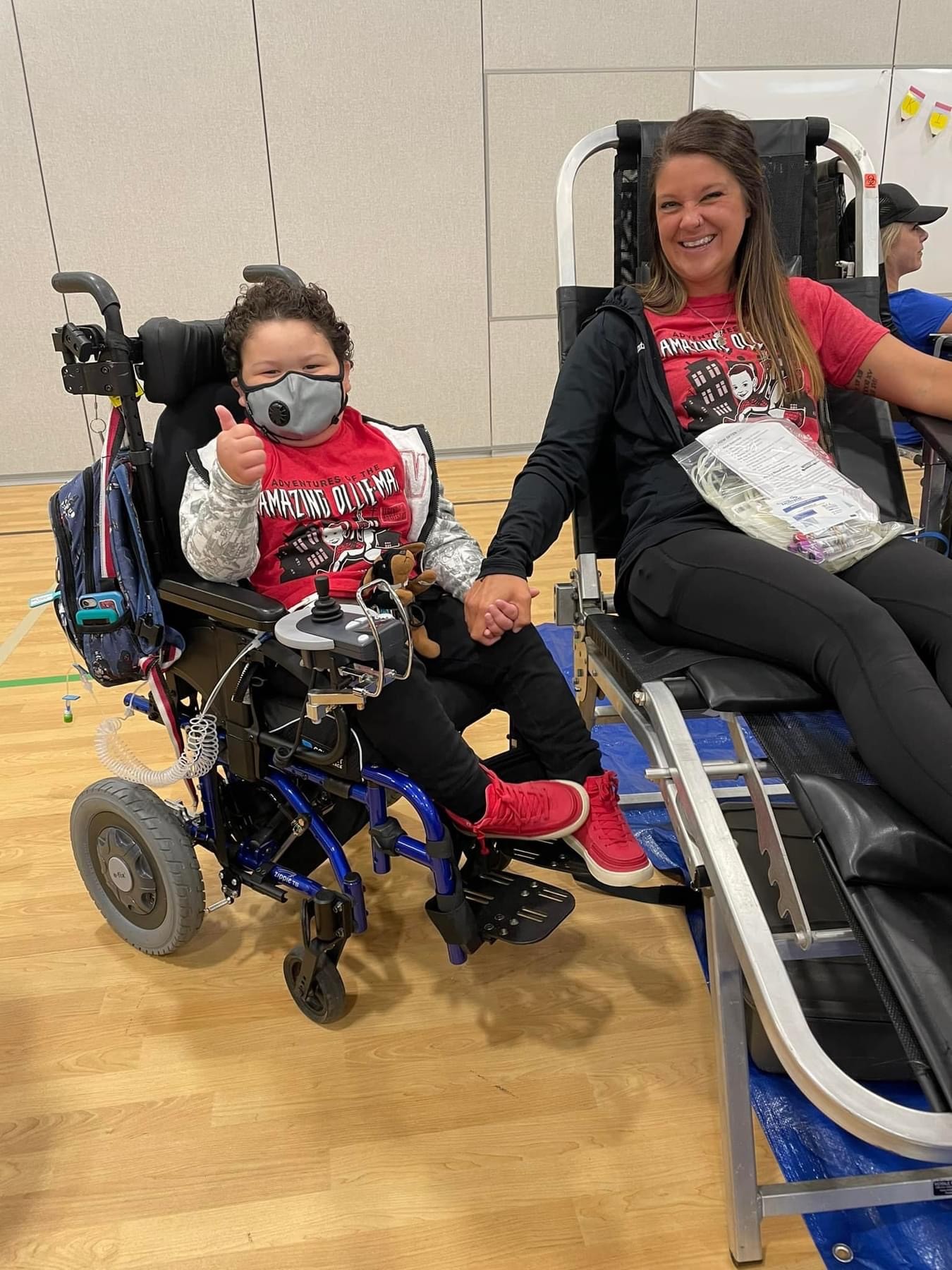Ollie with donors at his blood drive